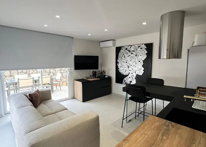 Lalola - Privado Апартаменти *